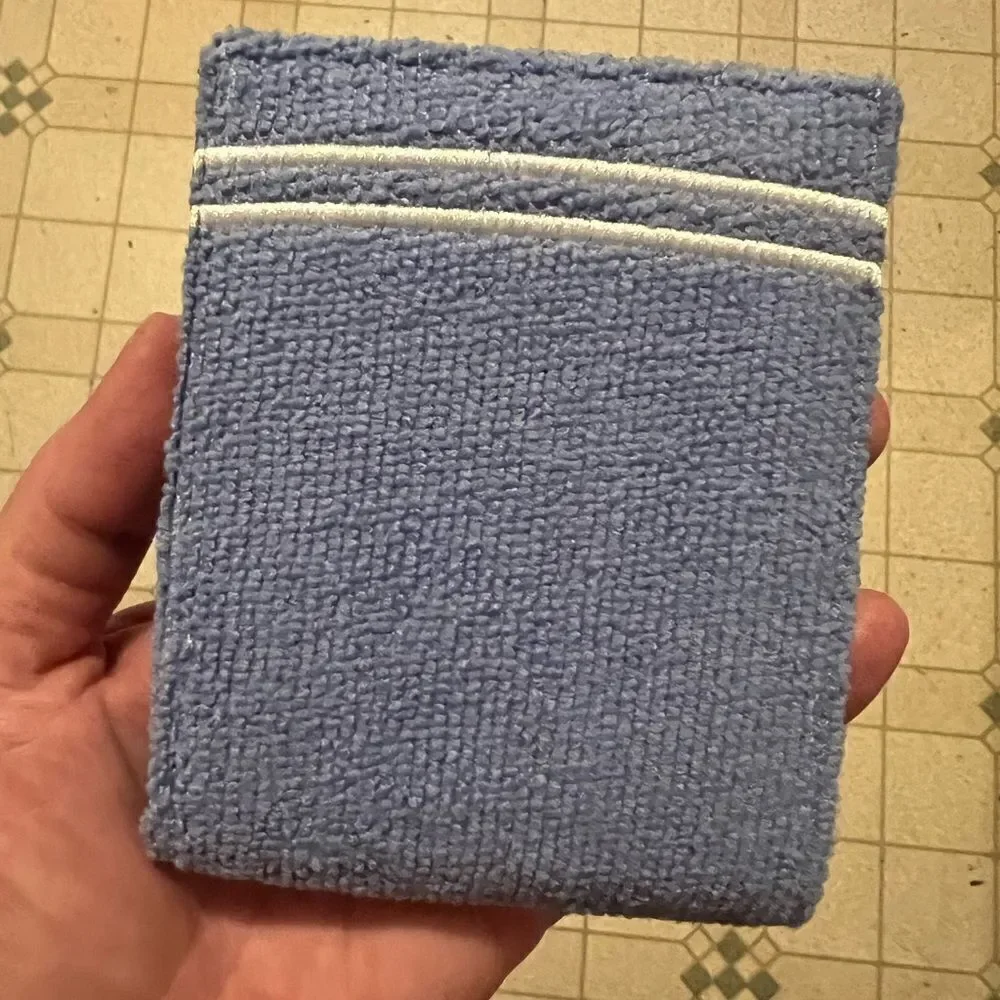 Towlie Foldable Wallet